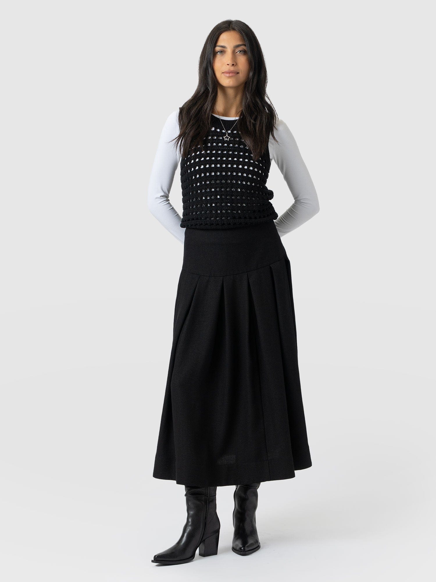 Everly Pleated Skirt - Black